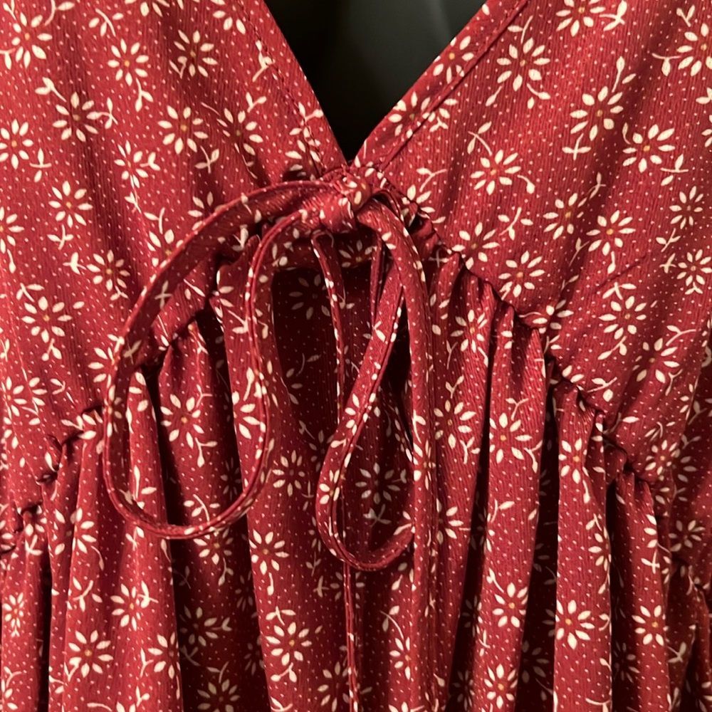 🔴 CLEARANCE SHEIN CURVE 💋 DARK RED & WHITE FLORAL GATHERED WAIST BLOUSE TOP 2X - Picture 4 of 10